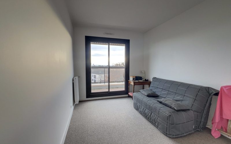 07916027-50AB-5D6E-D83F-AB99508D3EEA