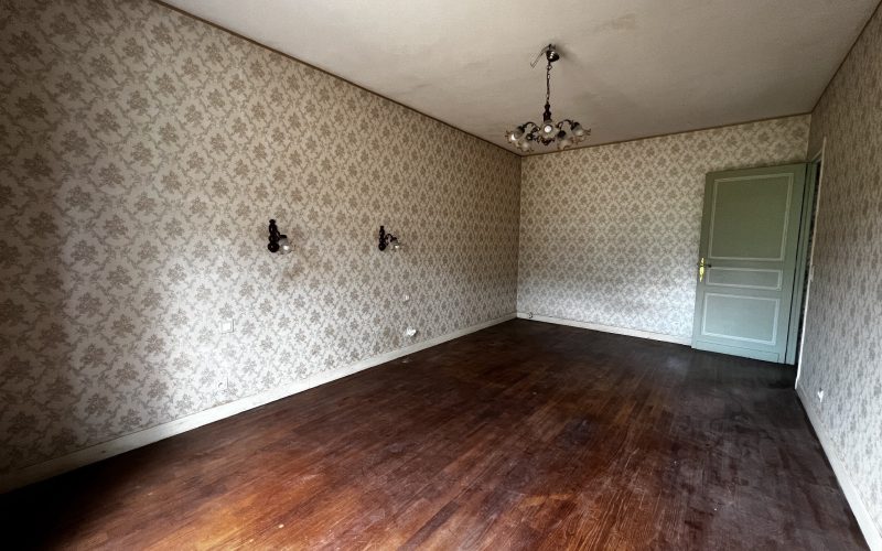 15AC62A6-09E2-F094-7206-CA56B85F573A