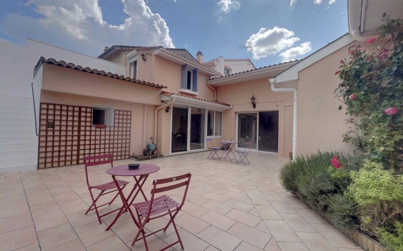 21B9C152-6EDD-5D71-4A78-046CEEA83D8F