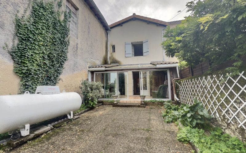 2524F947-ECEF-CB78-19B0-F1408D3AC344