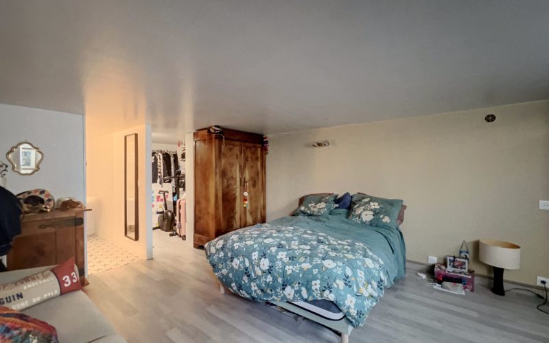 40E37A82-AF66-79E4-F16F-92C0F52EE53B