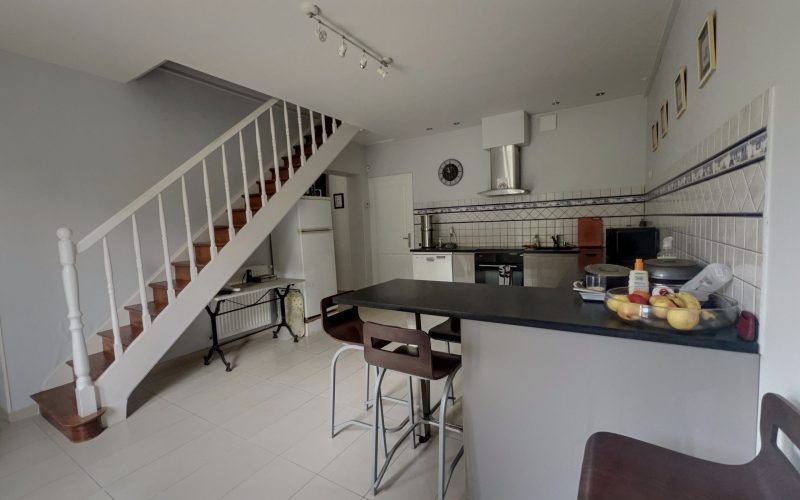 4FBBE25B-49C2-B226-705C-8C9D37C409F0