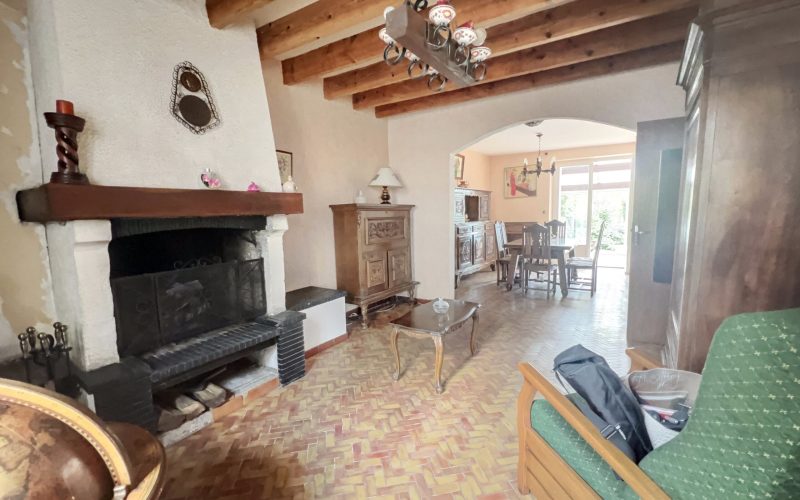 7DC25C1B-8E5D-6E91-D950-069C1F6591A8