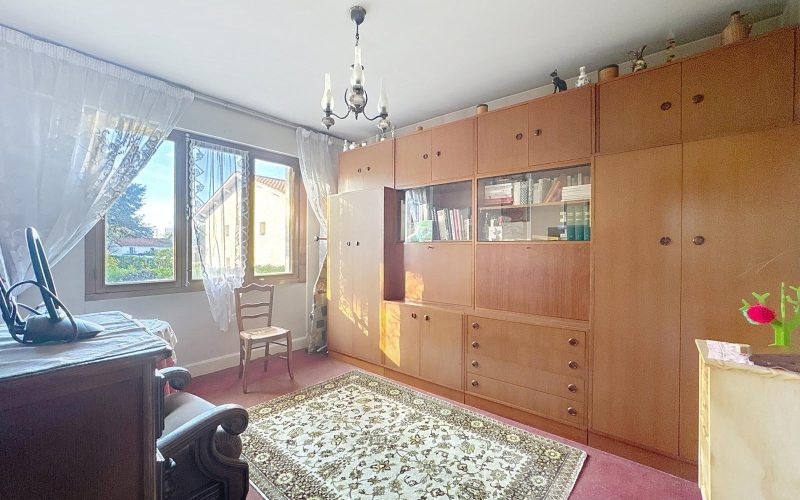 dae7d08f-a7a5-4931-a568-42da891ea602